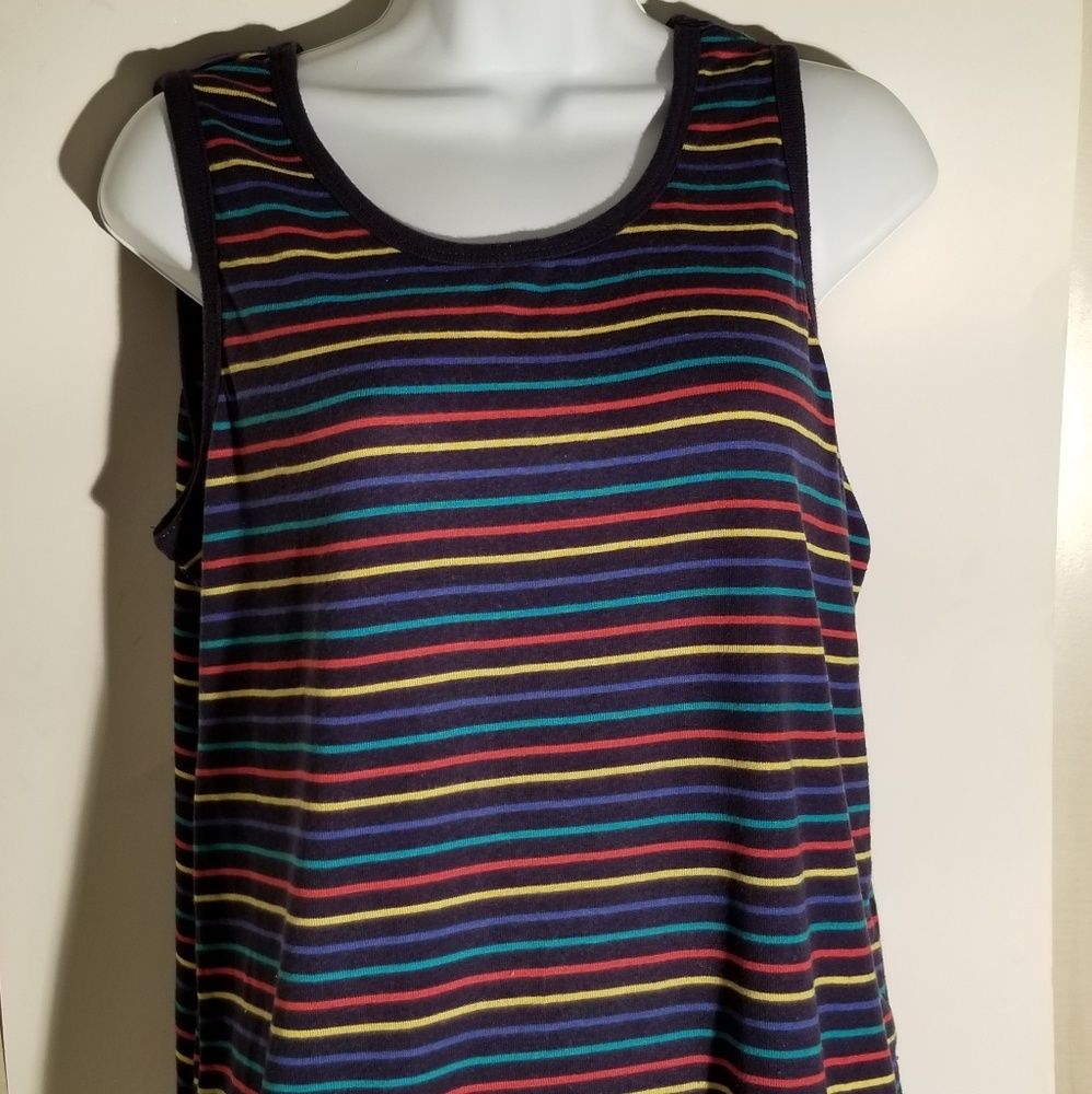 Pullover top